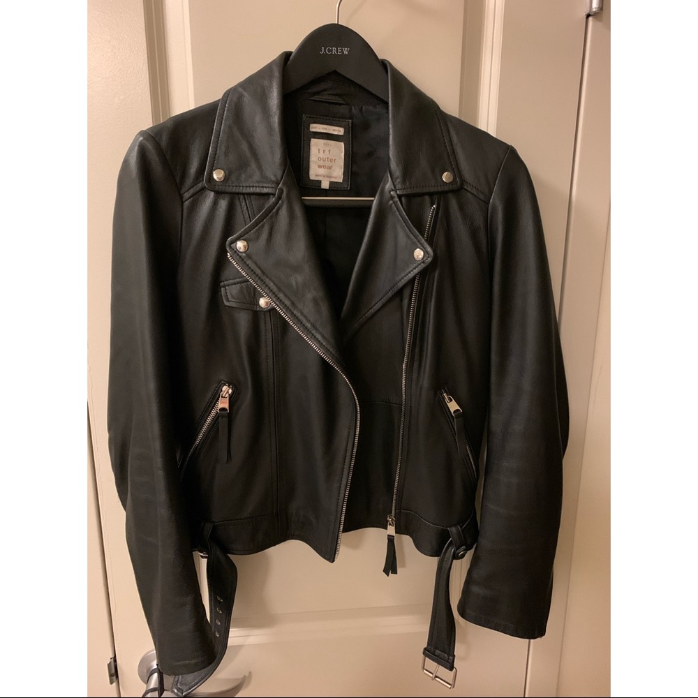 Classic Biker leather jacket. Zara